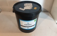 20 litres of carbon pellets