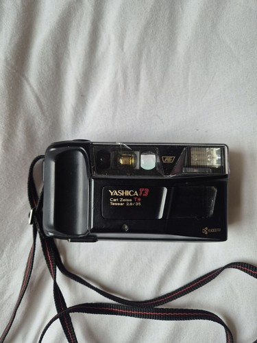 Yashica 35mm film point - yashica,