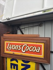 Rare Lyons cakes Cocoa enamel