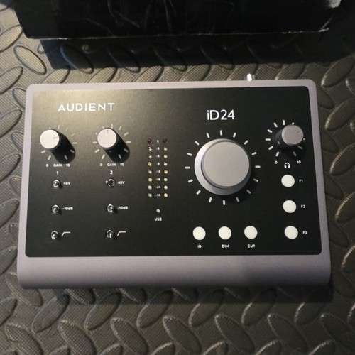 Faulty audient id24 usb audio - faulty,