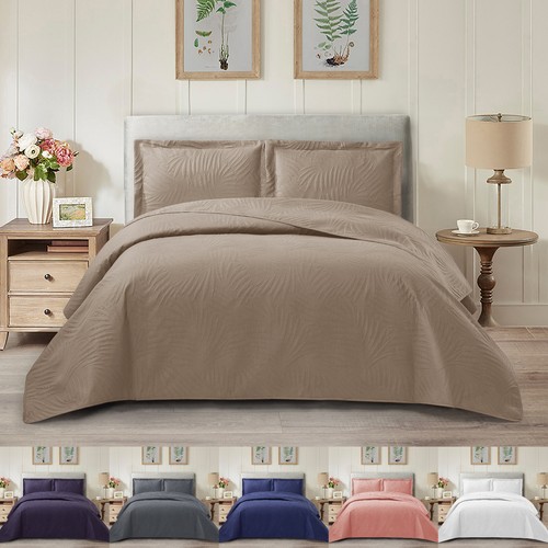 Piece quilted bedspread - quilted,
