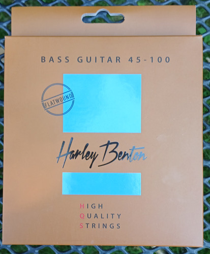 Flatwound bass strings - , 45