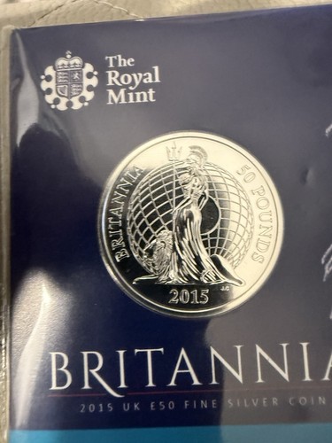 Royal mint 2015 britannia - royal, £50