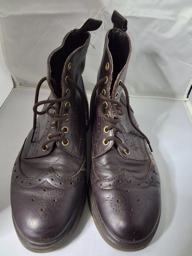 Marten boots eye size 9 - eye,