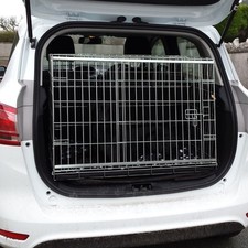 Pet World Ford B Max Sloping