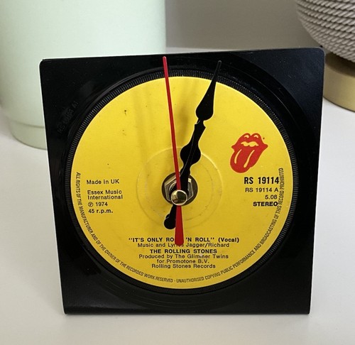 Rolling stones desk - rolling, stones,