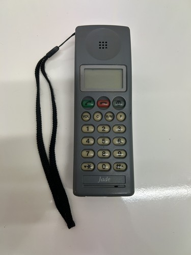 Vintage jade mobile phone - bt,