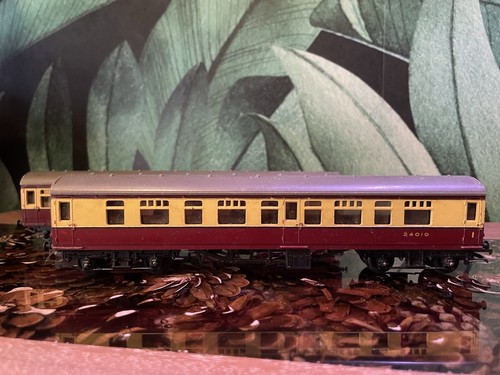 Tri ang gauge carriage - oo,
