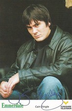 EMMERDALE.   SIGNED CAST CARD.    CAIN DINGLE.   JEFF HORDLEY    2000's