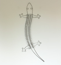 Vintage CD tower rack wall hanging shelf silver metal lizard crocodile holds 24