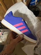 New In Bow Adidas Size 7y