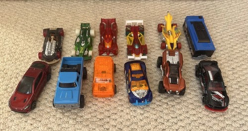 Hot wheels joblot bundle 12 - joblot,