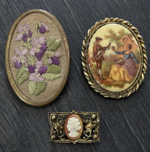 Vintage brooch enamel - 3,