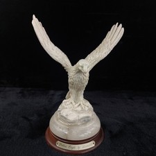Leonardo Golden Eagle Statue Sculpture Marble Resin 9” Figurine