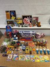 BUNDLE OF VARIOUS TOYS &