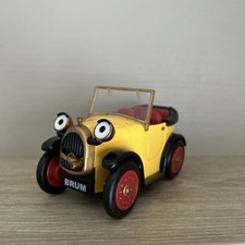 Brum Car - Wobbly Friction Push Toy - Golden Bear Productions - Push Working