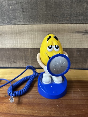 Vintage yellow peanut - yellow, m&m