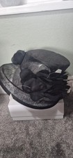 Fascinator hat in black great