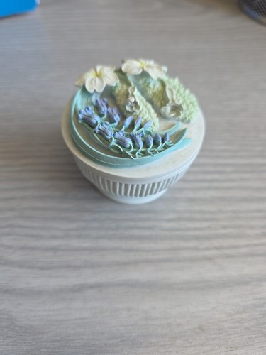 Vintage trinket box handcast - trinket,