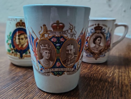 Job lot royal souvenir - job,