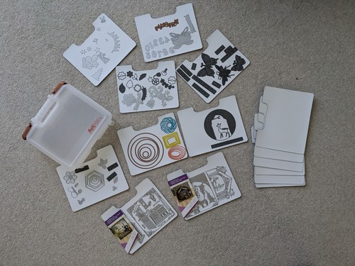 Bundle embossing plates for - of,