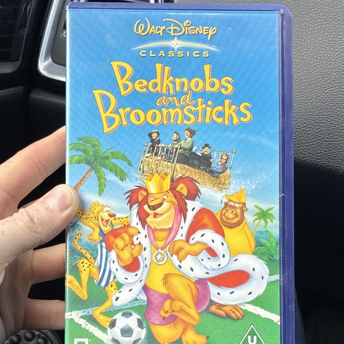 Walt disney pictures bedknobs - walt,