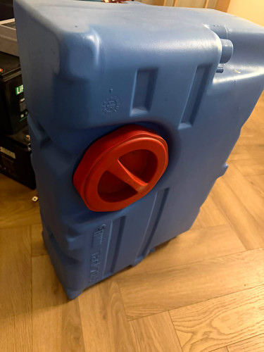 Litre water tank - litre,