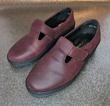 Country Steps Red Leather
