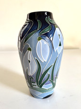 Beautiful Moorcroft vase