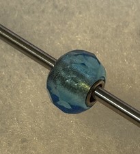 TROLLBEADS 925 LIGHT BLUE TURQUOISE PRISM RARE RETIRED BEAD TGLBE-10221