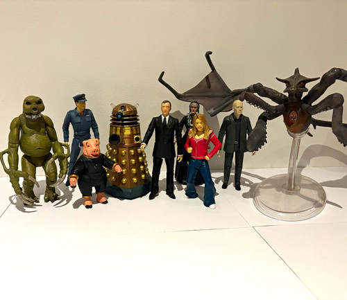 9th doctor who inch figure - doctor,