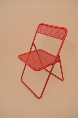 Vintage red foldable chair - red,