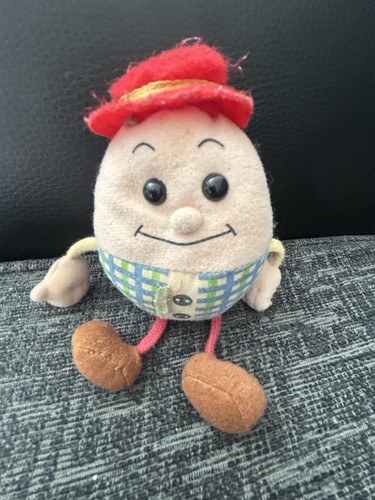 The puppet company humpty - company,