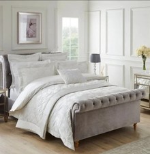Dorma Acanthus Textured