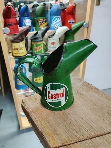 Rare cute castrol - rare, gill