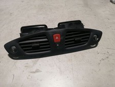 Renault Scenic II -  Grand scenic II 2006 dash center air vent grill 682600031R