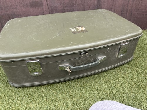 Vintage revelation suitcase - revelation,