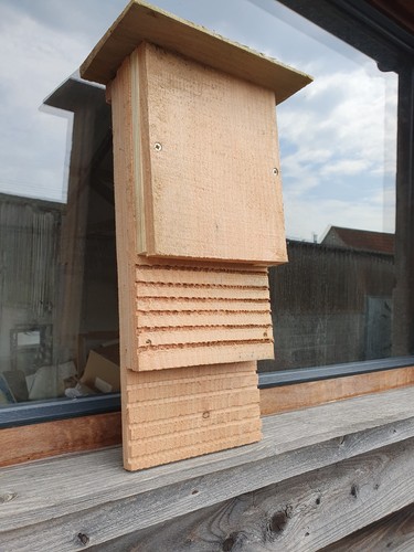 Handmade double bat roosting - handmade,