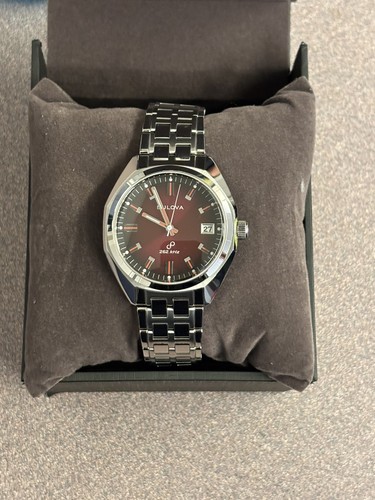 Bulova red face - red, men's