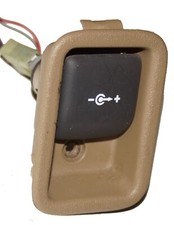 Discovery 2 Td5 V8 98-04 Rear Auxiliary Power Lighter Socket 12v Bahama Beige