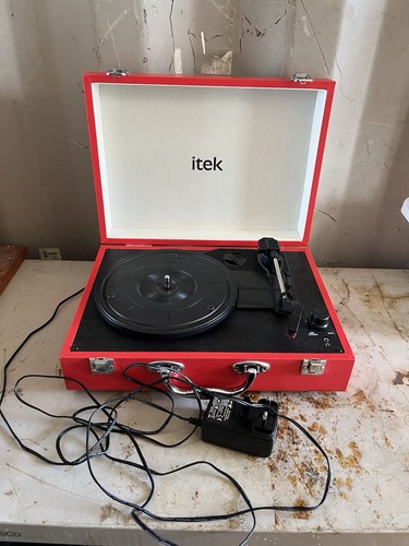 Itek red cased portable - itek,