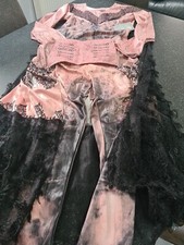 DISNEY STORE DESCENDANTS QUEEN