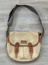 Barbour Canvas Khaki Tan