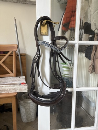 Anatomical patent leather - anatomical,