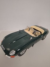 BURAGO JAGUAR E TYPE ROADSTER (1961) 1/18 SCALE DIECAST CAR IN GREEN