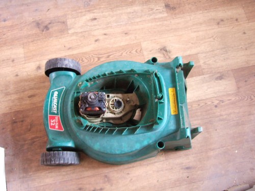 Main body qualcast easytrak - ,