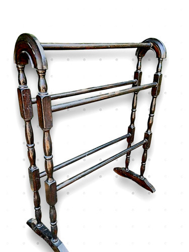 Antique victorian style dark - victorian,