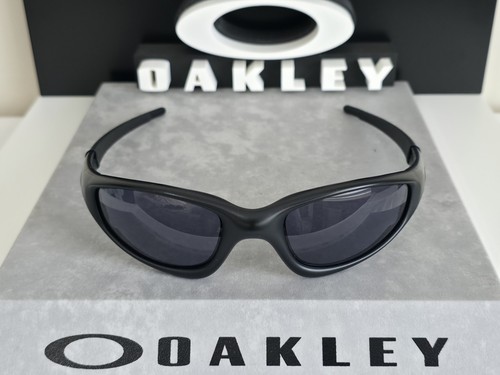 Oakley new straight jacket 2nd - new,