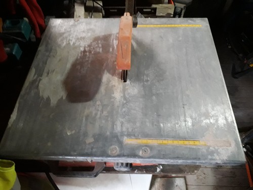 Tile saw 110 volt wet - 110, cut
