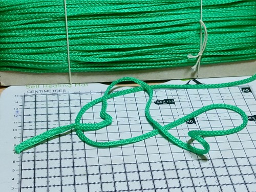 Soft drawstring piping
